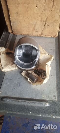 Поршень ява