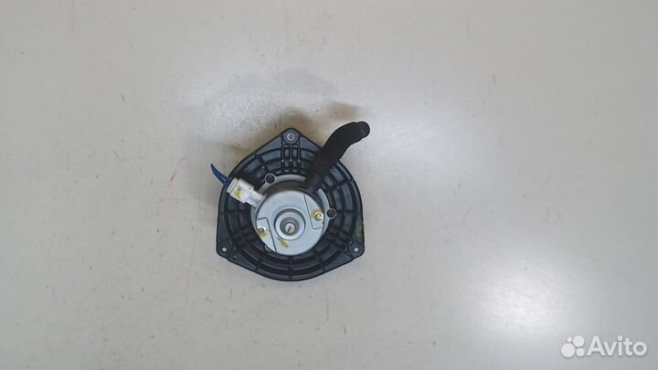 Двигатель отопителя Mitsubishi Outlander XL, 2008