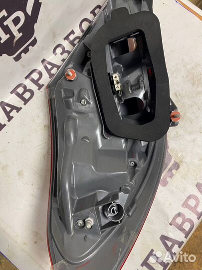 Фонарь задний правый W205 дорест 14-17г б/у