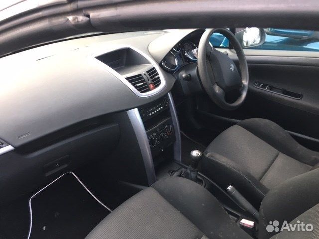 Разбор на запчасти Peugeot 207