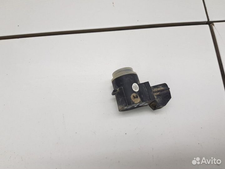 Датчик парковки заднего бампера (Geely Coolray)