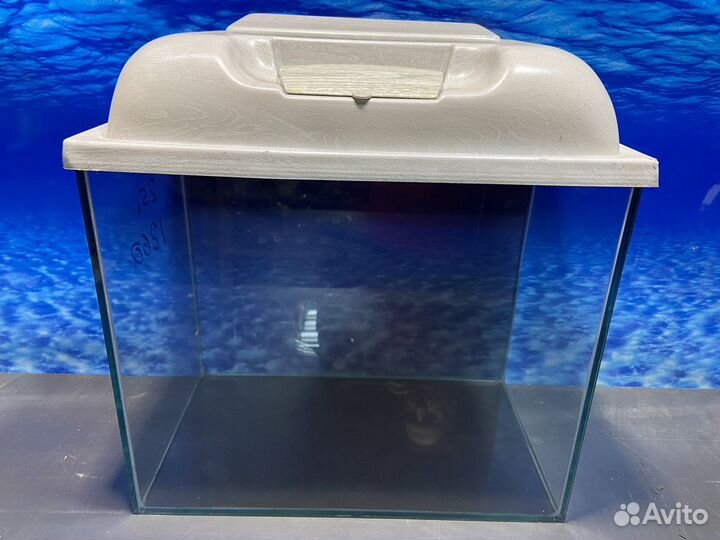 Новый 25 литров с крышкой