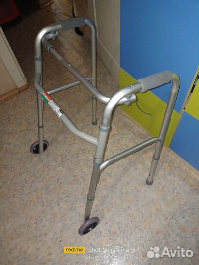 Ходунки для взрослых