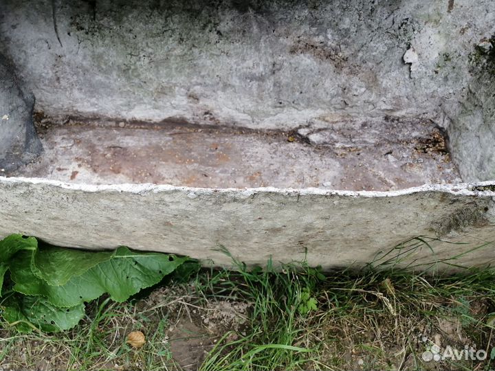 Корыто, Столбы, Доска, Металлочерепица