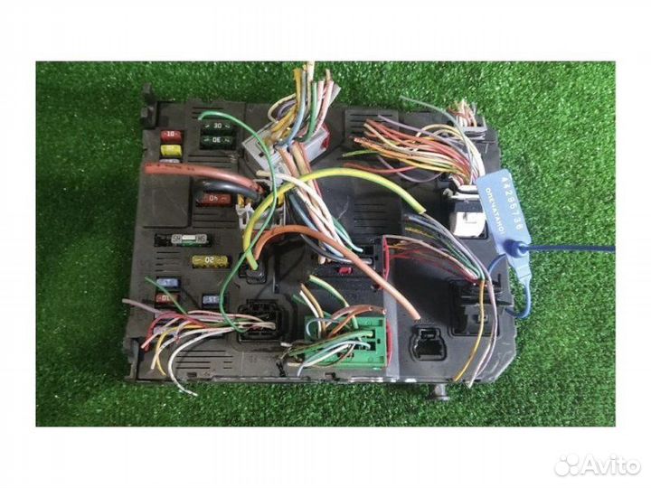 Блок предохранителей Citroen Xsara Picasso 1.6