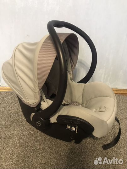 Автолюлька maxi cosi с шасси и базой