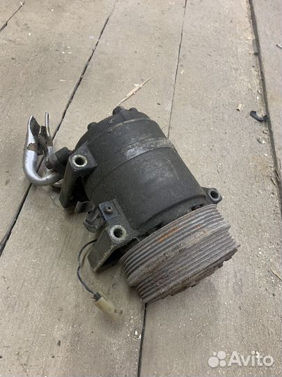 Продам компрэссор кондицианера S max на запчясти