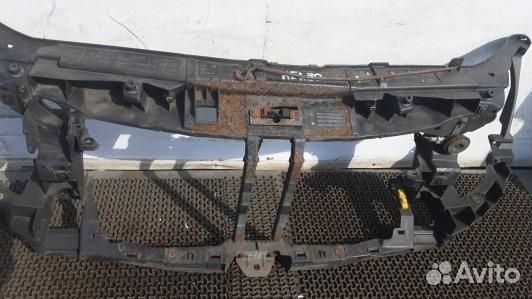 Передняя панель крепления облицовки (телевизор) re