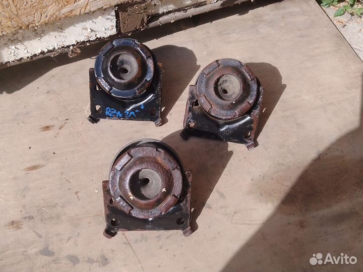 Подушка (опора) двигателя 2tr-fe, Прадо 120