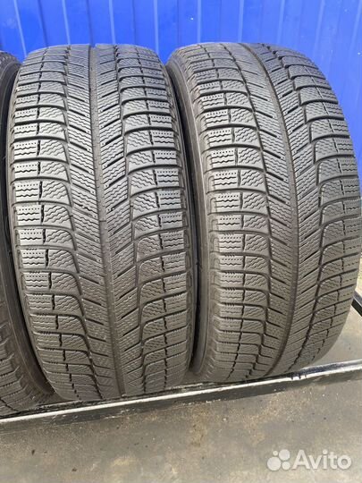 Michelin Latitude X-Ice North 3 235/55 R17 99H