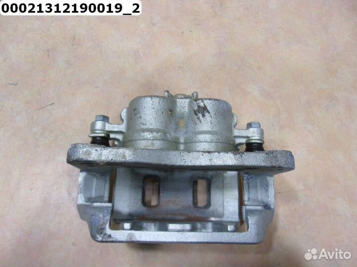 Subaru Forester Суппорт тормозной передний левый