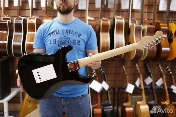 Электрогитара Fabio ST200 BK Черная Новая