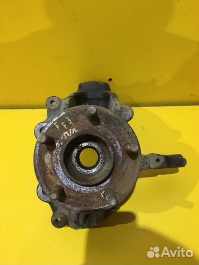 Кулак поворотный перед Ford Focus III 2010–2015