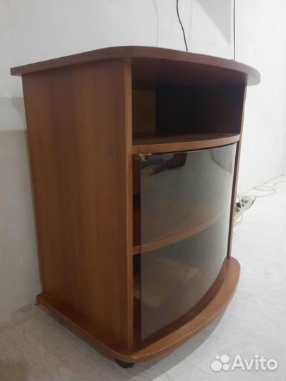 Тумба под телевизор