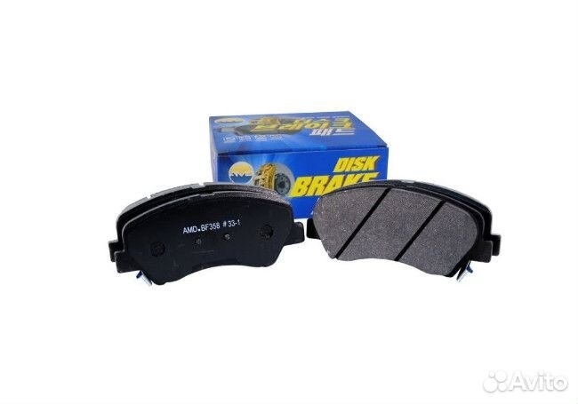 Комплект передних колодок дискового тормоза