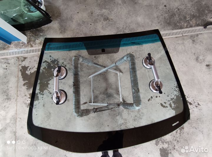 Лобовое стекло Suzuki Swift (2004-2010)