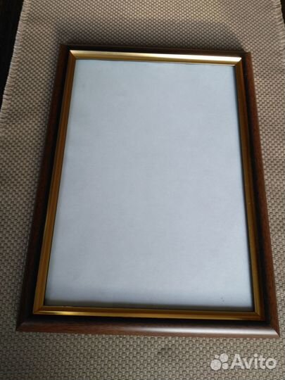 Рамки для фотографий, дипломов