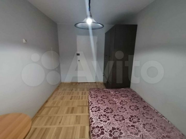 Комната 13 м² в 3-к., 4/9 эт.