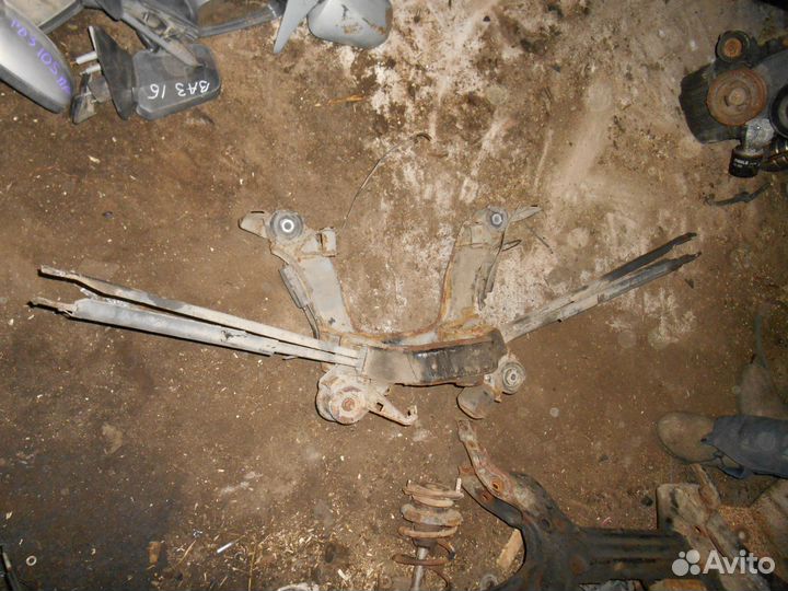 Задний подрамник BMW E36 бмв Е36 балка