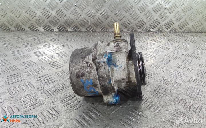 Насос вакуумный Citroen Jumpy 2004