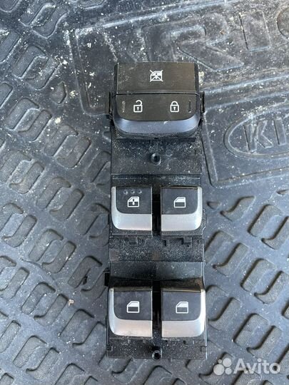 Блок стеклоподьемников Kia Rio 4