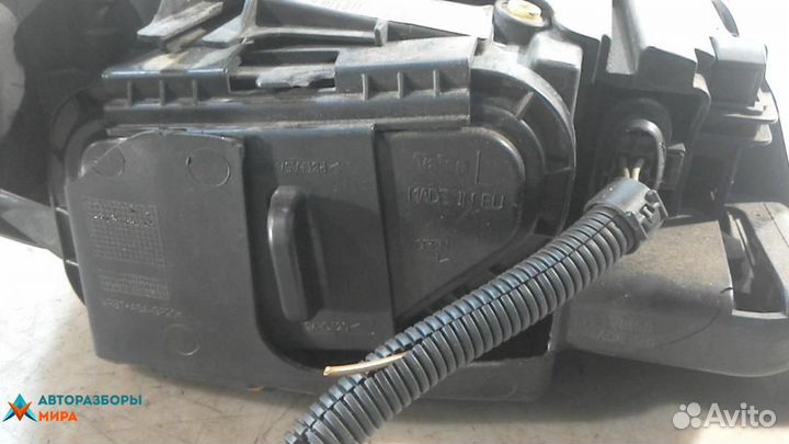 Фара левая Audi Q7 4L 2008 4L0941030A