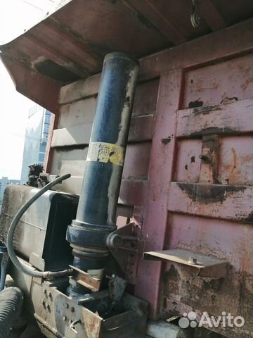 Цилиндр подьема кузова на хово 4 осник