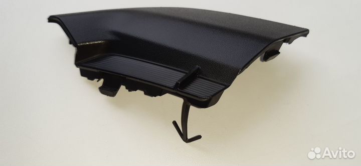 Заглушка буксировочного крюка Toyota Rav4(15-19)