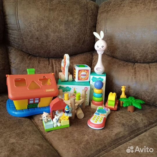 Развивающие игрушки пакетом
