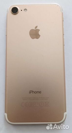Телефон iPhone 7