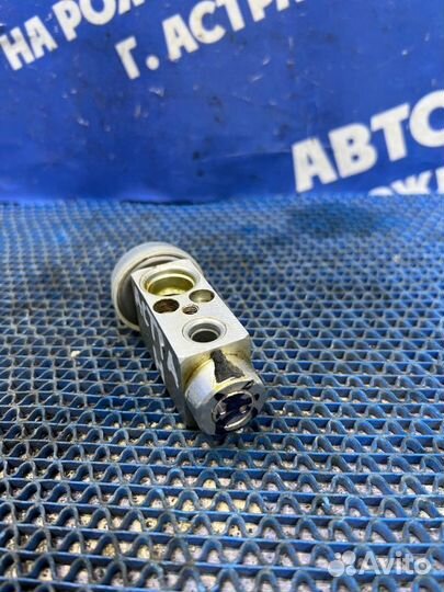 Клапан кондиционера Opel Astra Gtc купе Z18XER