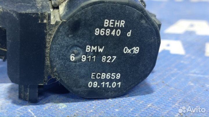 Моторчик заслонок отопителя Bmw E65 седан N62B44