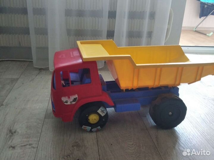 Большой грузовик игрушка