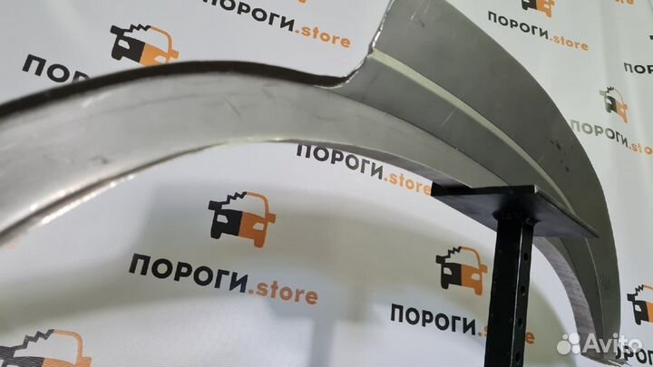 Ремонтная арка правого крыла Nissan Patrol y61