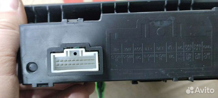 Дисплей информационный часы kia ceed 2 JD