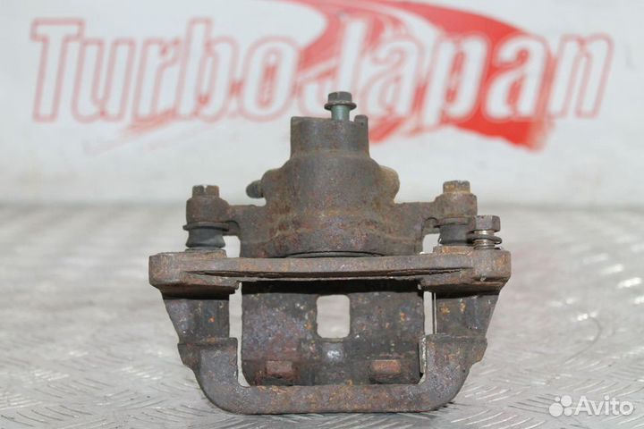 Суппорт задний правый Subaru Legacy BE BH BL BP