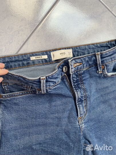 Джинсы Mango