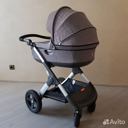 Прогулочная коляска stokke