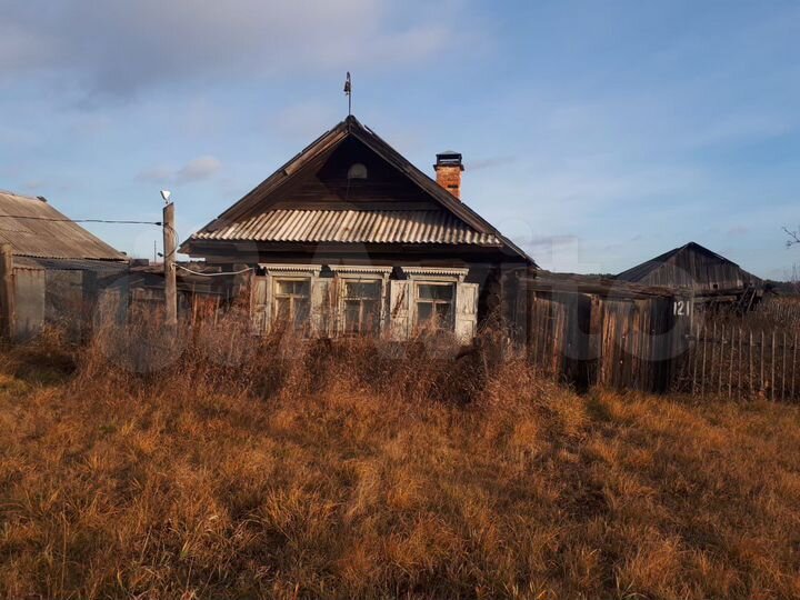 Дом 12 м² на участке 15 сот.