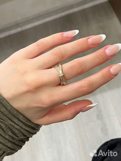 Кольцо женское