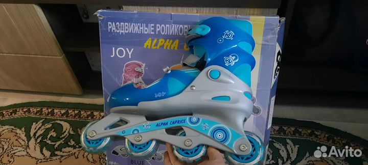 Роликовые коньки новые