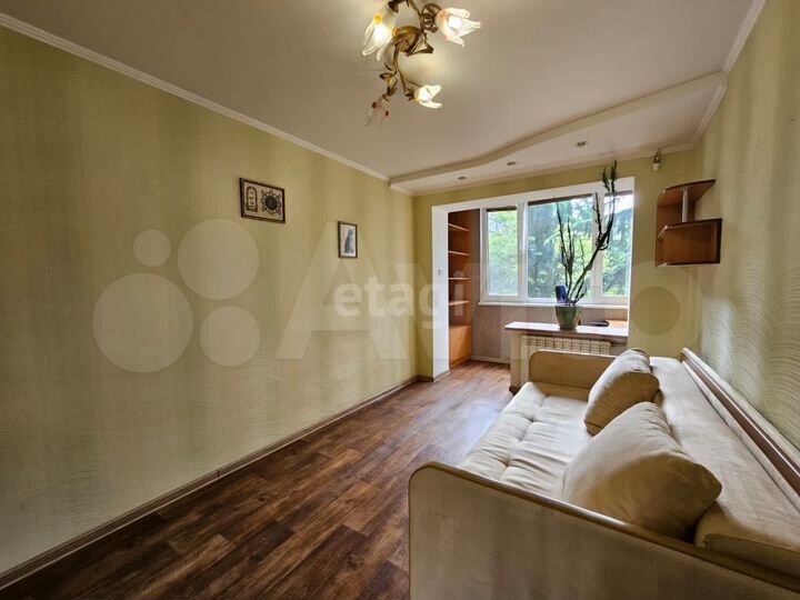 2-к. квартира, 50 м², 2/5 эт.