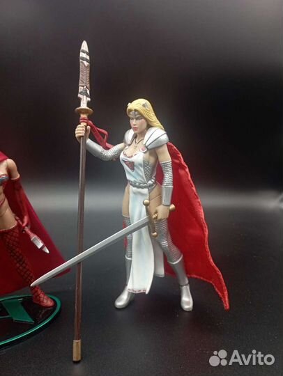 Коллекционные фигурки девушки воины