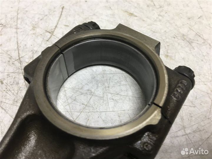 Шатун Volkswagen Passat B5 2000-2005 V277E1