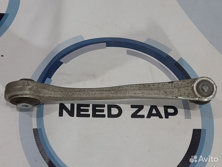 Рычаг передний верхний левый Audi A4 B8