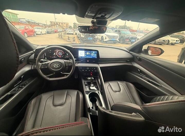 Hyundai Elantra 1.4 AT, 2022, 33 000 км