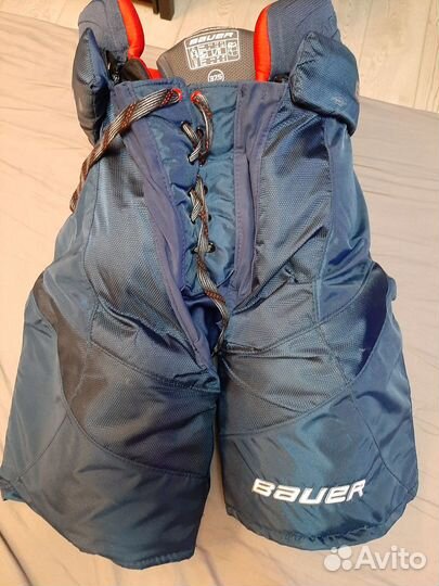 Хоккейные принадлежности (баул, шлем, защита и т.п