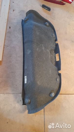 Обшивка крышки багажника Ford Focus 3 седан