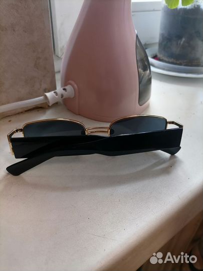 Солнцезащитные очки