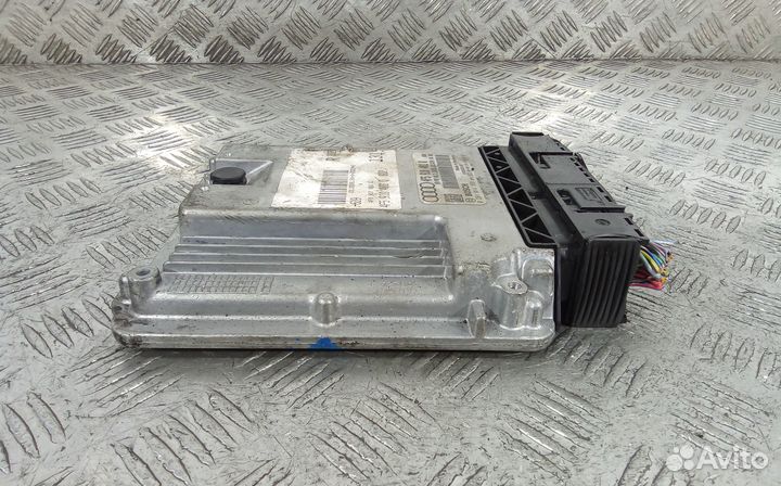 Блок управления двигателем Audi A6/RS6/S6